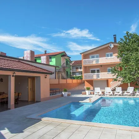 Modern In With Private Pool Imotski