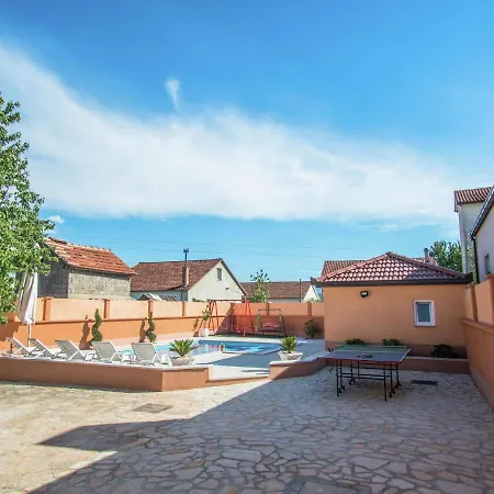 Holiday home Modern In With Private Pool